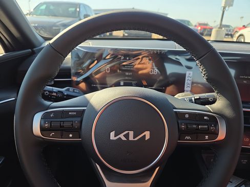 New 2026 Kia K5 GT-Line image 9