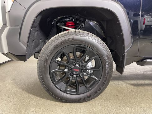New 2026 Toyota Tundra Limited AWD/4WD image 11