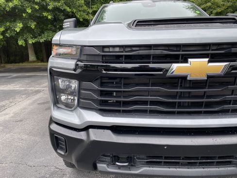 Used 2024 Chevrolet Silverado 3500 W/T AWD/4WD image 14