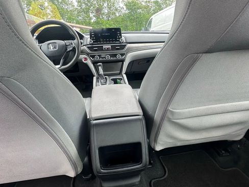 Used 2020 Honda Accord LX image 24