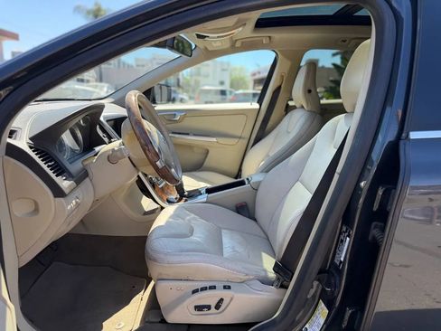 Used 2013 Volvo XC60 3.2 image 23