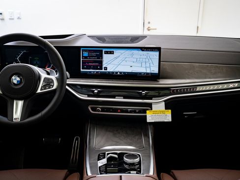 New 2026 BMW X7 xDrive40i w/ M Sport Package image 30