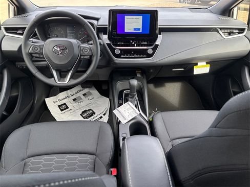 New 2026 Toyota Corolla SE w/ Carpet Mat Package (TMS) image 27