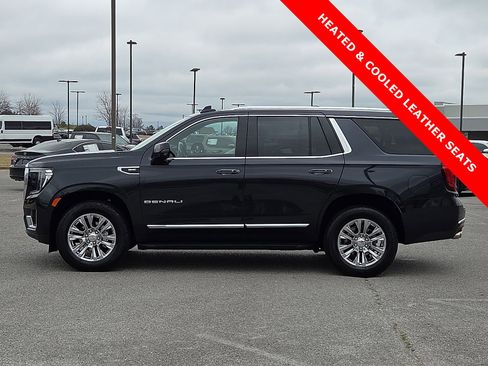 Used 2024 GMC Yukon Denali w/ LPO, Floor Liner Package image 3