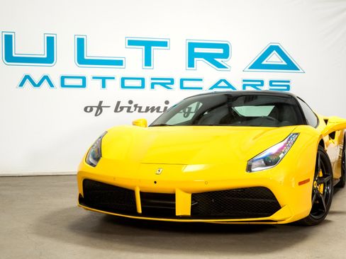 Used 2016 Ferrari 488 GTB image 21