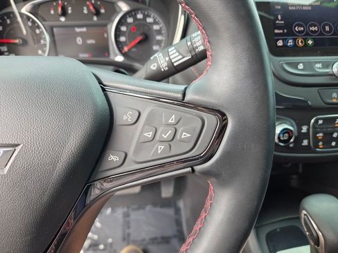 Used 2023 Chevrolet Equinox RS w/ RS Leather Package image 30