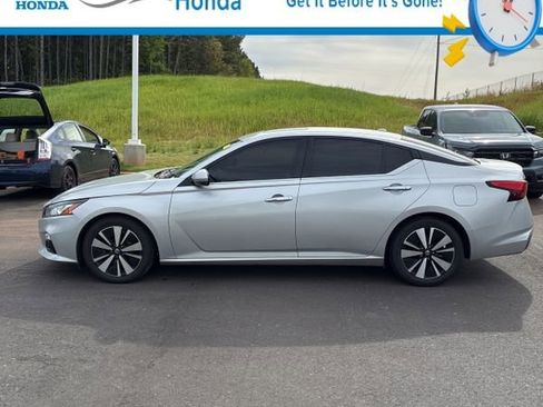 Used 2019 Nissan Altima 2.5 SL image 6