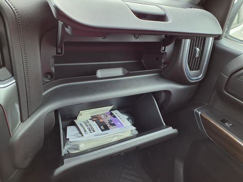 Used 2020 Chevrolet Silverado 1500 LT w/ All-Star Edition image 22