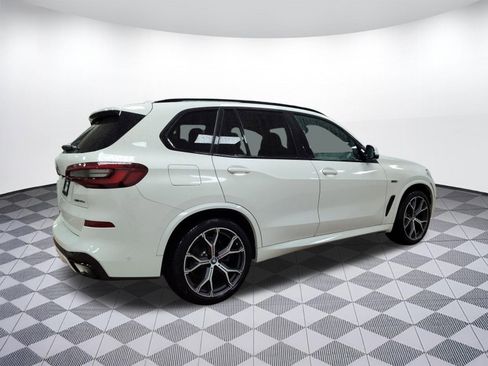 Certified 2023 BMW X5 xDrive45e w/ M Sport Package image 8