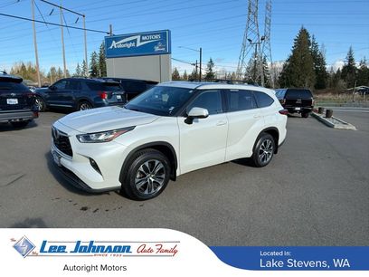 Used 2020 Toyota Highlander XLE