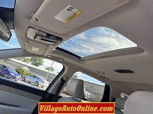 Used 2022 Hyundai Palisade SEL w/ Premium Package AWD/4WD image 16
