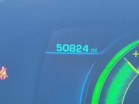 Used 2017 Chevrolet Volt LT w/ Comfort Package image 36