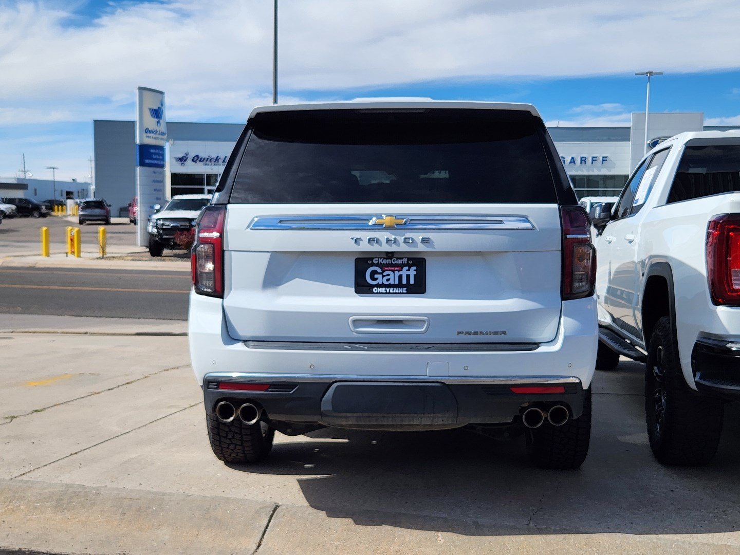 Used 2023 Chevrolet Tahoe Premier AWD/4WD image 4