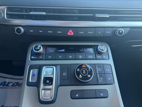 Used 2024 Hyundai Palisade SEL AWD/4WD image 19