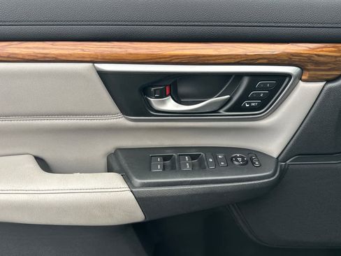 Used 2017 Honda CR-V EX-L image 12
