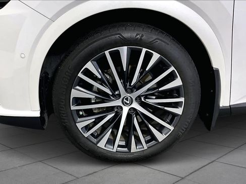 Used 2024 Lexus RX 350 Premium Plus w/ Convenience Package image 10