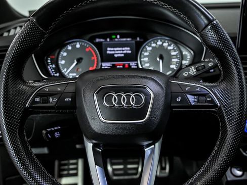 Used 2022 Audi SQ5 Premium image 19