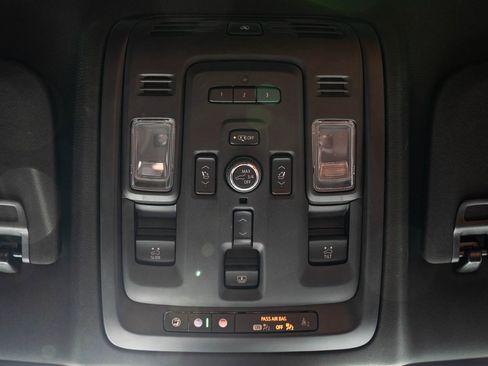 Used 2023 GMC Yukon Denali Ultimate image 45