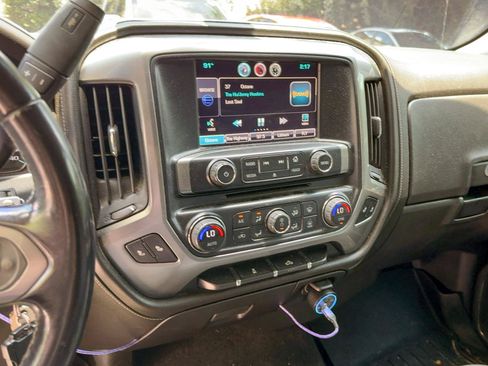 Used 2014 Chevrolet Silverado 1500 LTZ AWD/4WD image 9