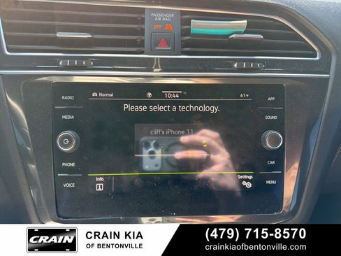 Used 2022 Volkswagen Tiguan SE R-Line image 18