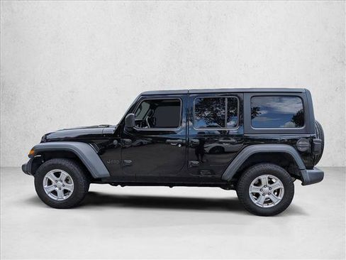 Used 2018 Jeep Wrangler Unlimited Sport S image 8