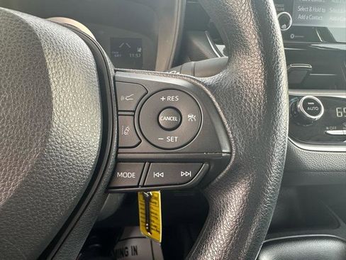 Used 2022 Toyota Corolla LE image 10