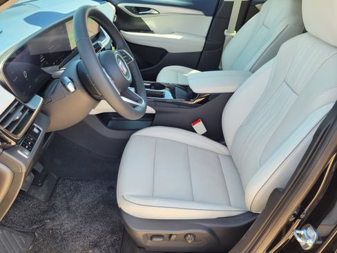 New 2025 Buick Envision Avenir image 7