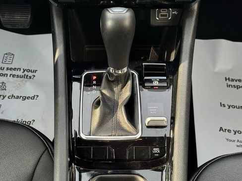 Used 2025 Jeep Compass Limited image 38