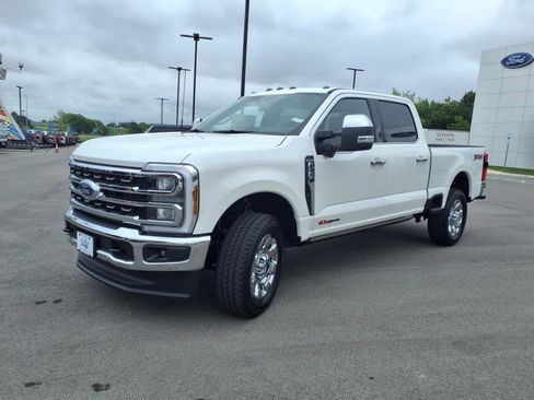 New 2025 Ford F250 King Ranch w/ Chrome Package AWD/4WD image 7