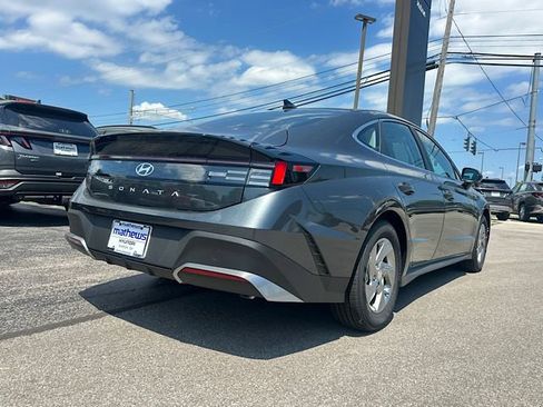 New 2026 Hyundai Sonata SE FWD image 4