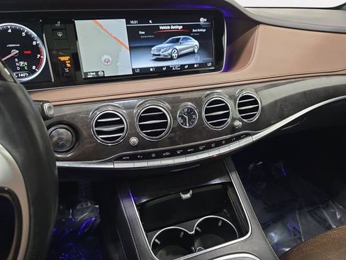 Used 2016 Mercedes-Benz S 550 Sedan image 19
