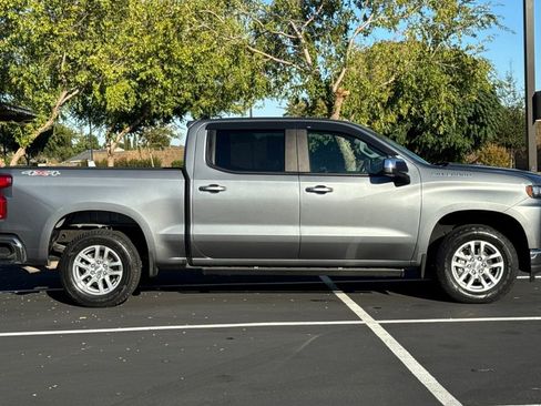 Used 2021 Chevrolet Silverado 1500 LT image 10