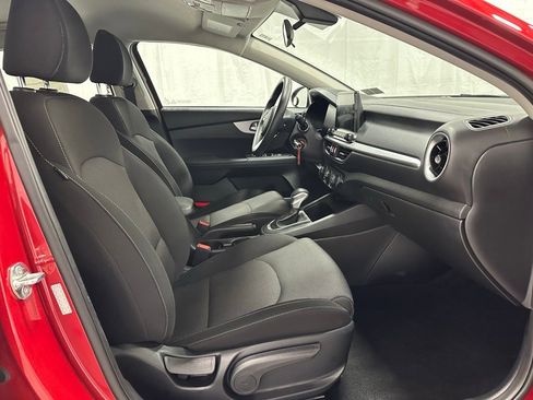 Used 2024 Kia Forte LXS image 53