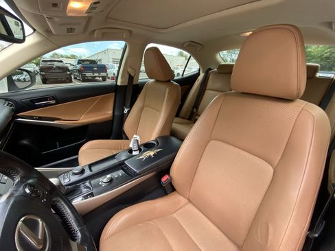 Used 2015 Lexus IS 250 AWD w/ Premium Package image 18
