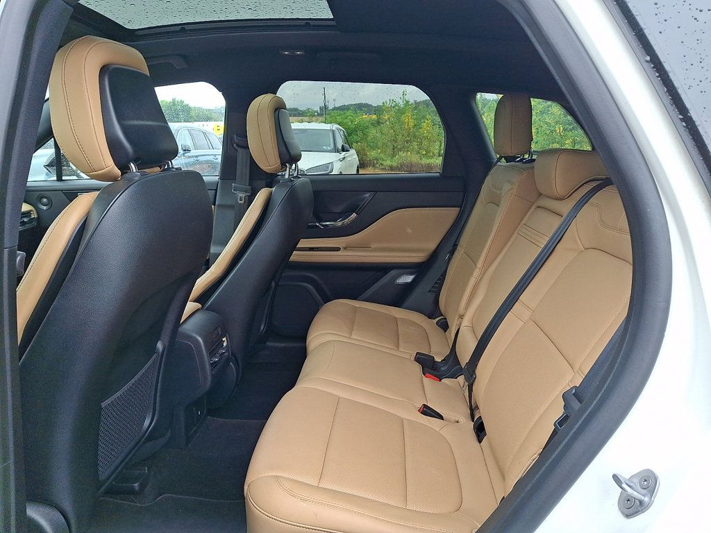 Certified 2020 Lincoln Corsair Reserve w/ Elements Package AWD/4WD image 10