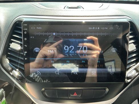 Used 2014 Jeep Cherokee Latitude FWD image 25