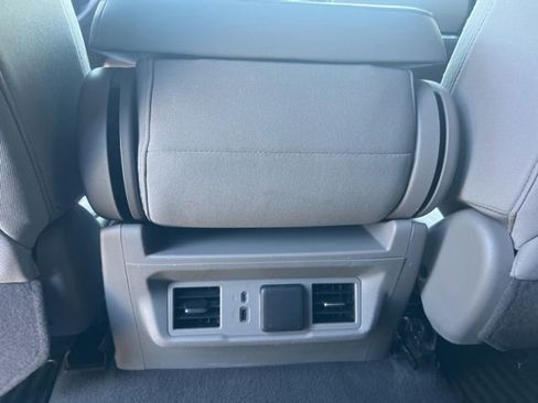 Used 2024 Chevrolet Silverado 1500 LT w/ Convenience Package II RWD image 18