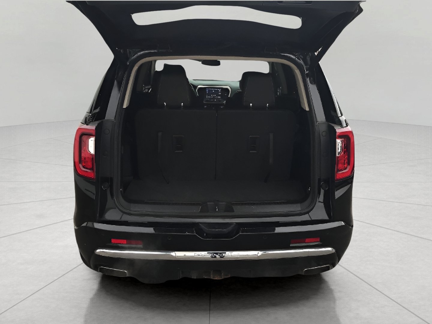 Used 2021 GMC Acadia Denali w/ Trailering Package AWD/4WD image 14
