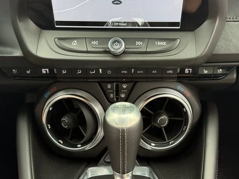 Used 2016 Chevrolet Camaro SS RWD image 60