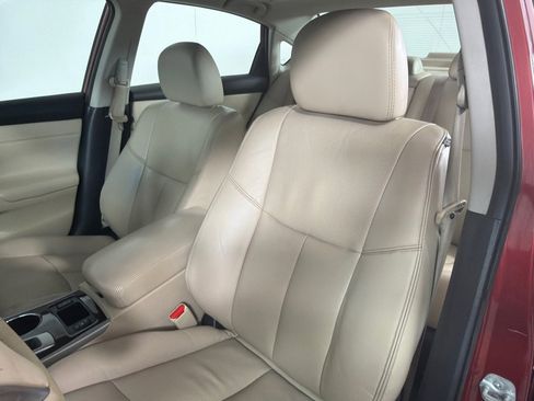 Used 2015 Nissan Altima 2.5 SL w/ Technology Package image 10