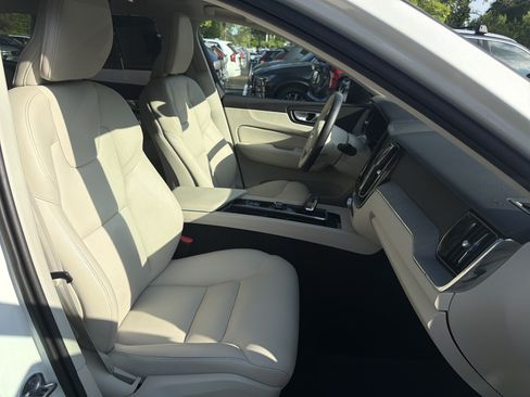 Certified 2024 Volvo XC60 B5 Plus w/ Protection Package Premier AWD/4WD image 35