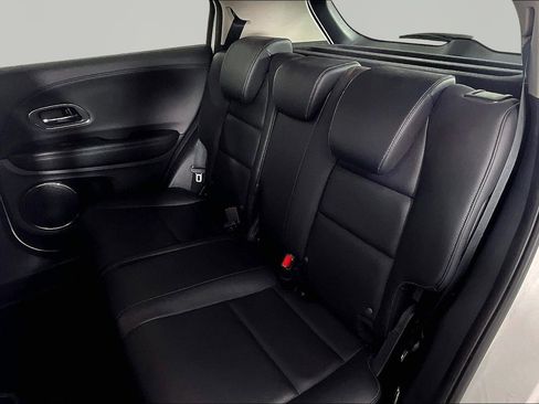 Used 2019 Honda HR-V Touring image 22