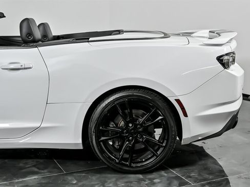 Used 2022 Chevrolet Camaro SS image 8