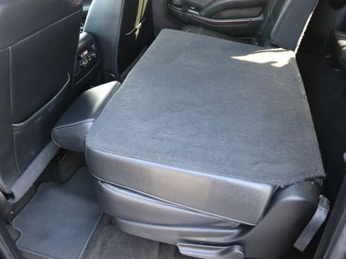 Used 2017 GMC Yukon XL SLT image 27