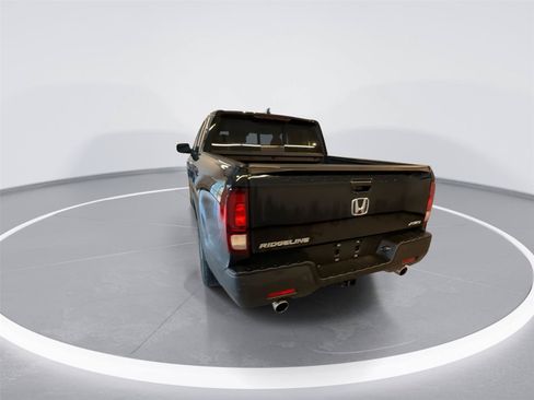 Used 2023 Honda Ridgeline RTL-E image 7