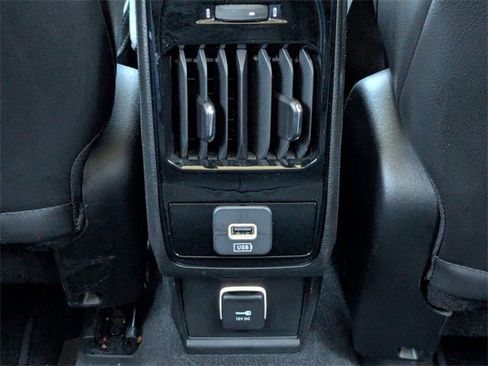 Used 2022 Jeep Compass Latitude image 18