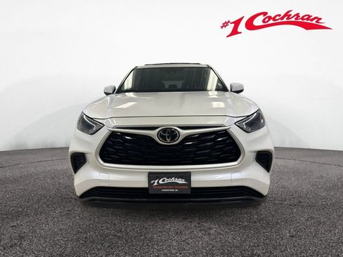 Used 2023 Toyota Highlander L FWD image 30