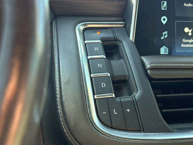 Used 2022 Chevrolet Tahoe Z71 w/ Luxury Package AWD/4WD image 48