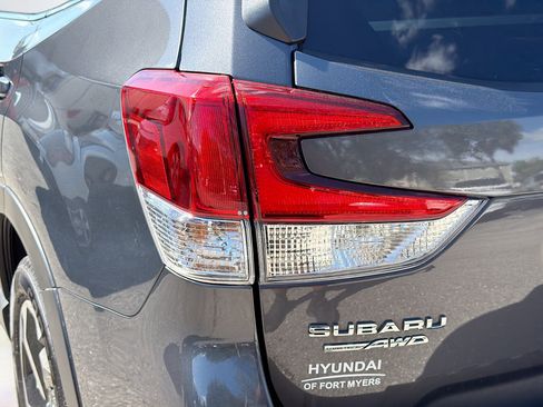 Used 2023 Subaru Forester Touring image 9