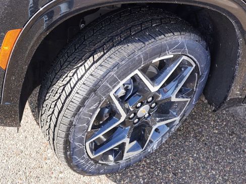 New 2026 Chevrolet Traverse High Country image 9